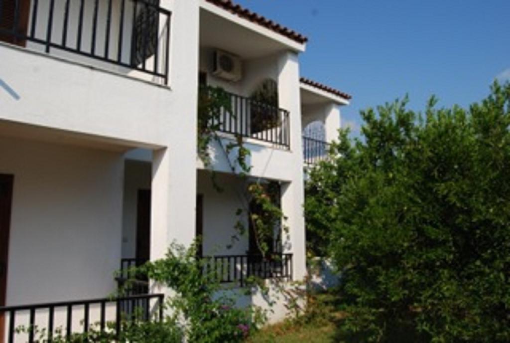 Santa Catalina Apartment Kalyves Polygyrou Ngoại thất bức ảnh
