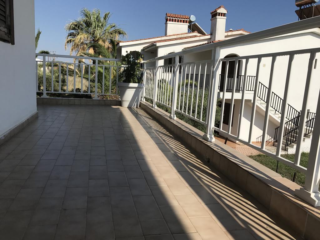 Santa Catalina Apartment Kalyves Polygyrou Ngoại thất bức ảnh