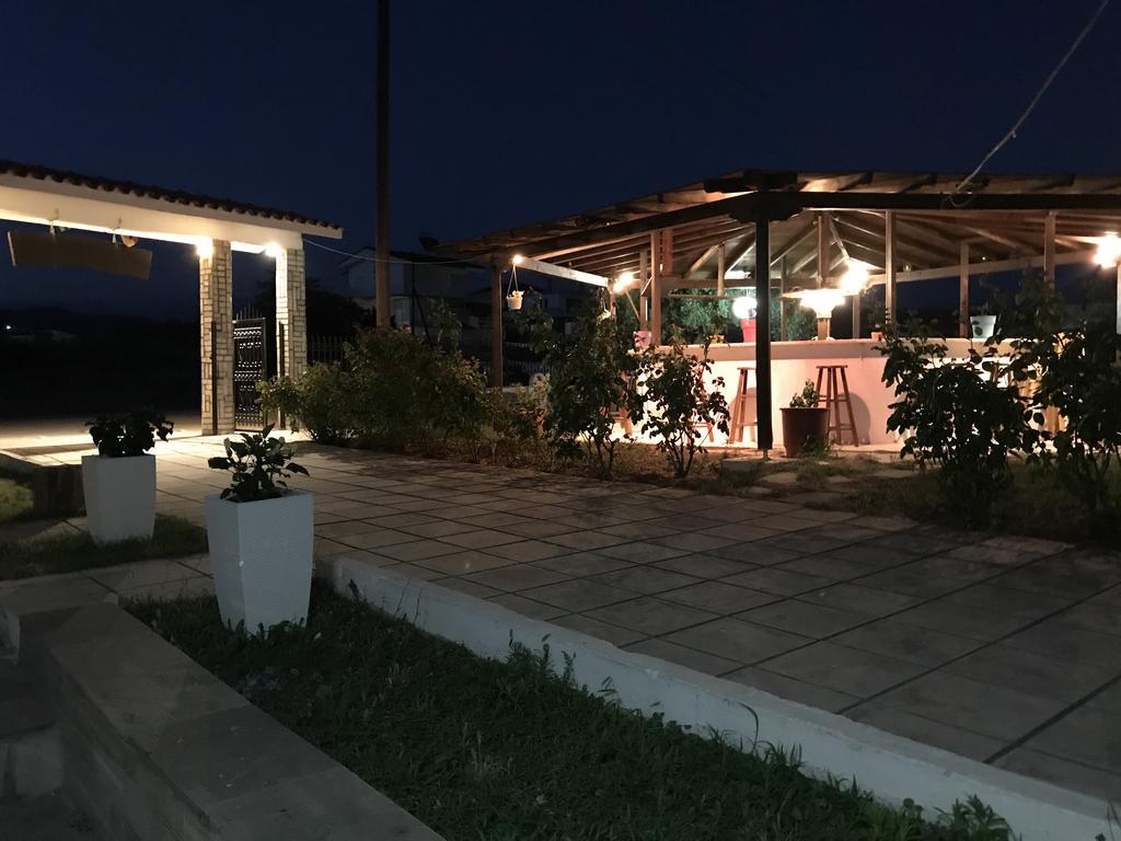 Santa Catalina Apartment Kalyves Polygyrou Ngoại thất bức ảnh
